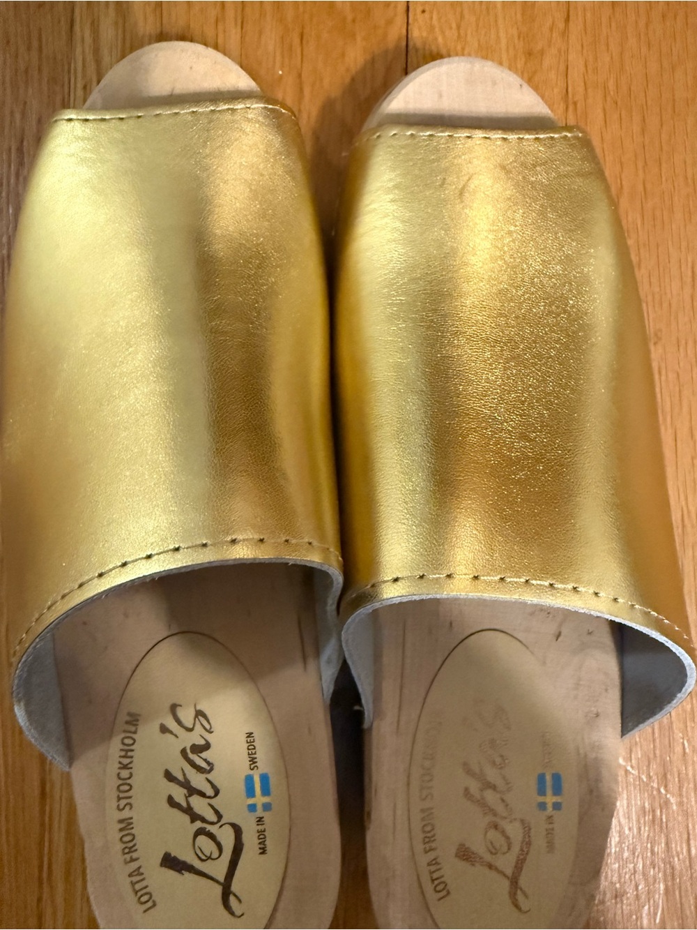 Lotta clogs